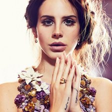 Схема вышивки «Lana Del Ray»