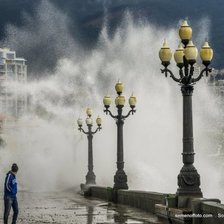 Схема вышивки «Шторм в Ялте»