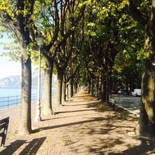 Схема вышивки «Осень. Город Лекко»