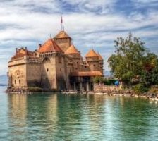 Схема вышивки «Замок на берегу»