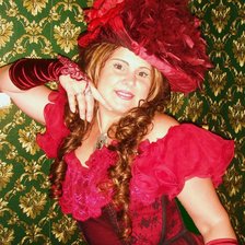 Схема вышивки «ДАМА В КРАСНОМ НАРЯДЕ»