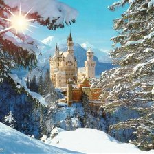 Схема вышивки «Замок в лучах»