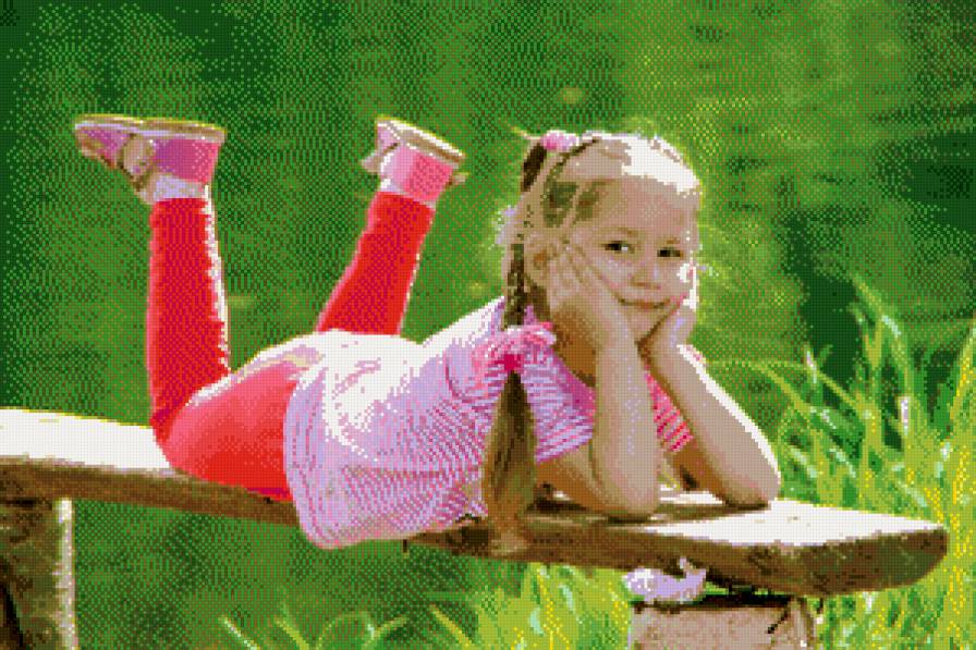 У озера - озеро, ребенок, лето, девочка, природа - предпросмотр