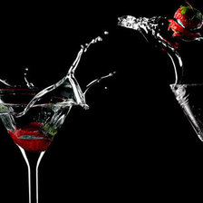 Схема вышивки «клубника в бокале»