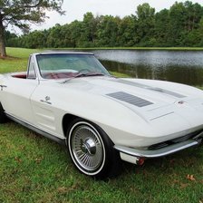 Схема вышивки «Chevrolet Corvette»