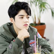 Схема вышивки «Эскопс Seventeen»