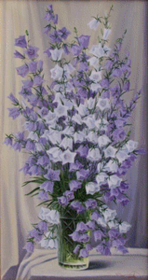 Колокольчики в вазе - ваза, цветы, букет - предпросмотр