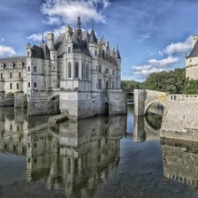 Схема вышивки «Замок Шенонсо»