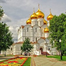 Схема вышивки «ЗОЛОТЫЕ КУПАЛА»