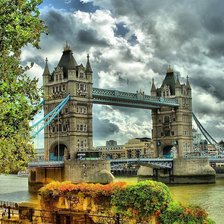 Схема вышивки «Тауэрский мост»