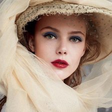 Схема вышивки «Девушка в вуали.»