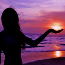 Схема вышивки «солнце в ладонях»