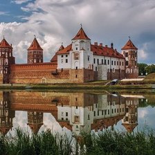 Схема вышивки «Мирский замок»