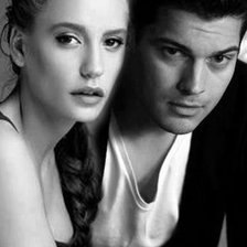 Схема вышивки «Серенай Сарыкайя и Чагатай Улусой ("Прилив")»