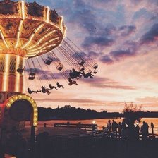 Схема вышивки «Карусель»