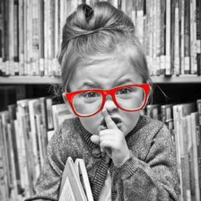 Схема вышивки «Библиотекарша»