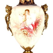 Схема вышивки «Антикварная ваза»