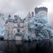 Схема вышивки «Старый, заброшенный замок»