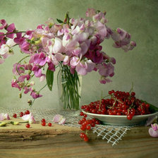 натюрморт с ягодами