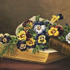 Композиция с книгой