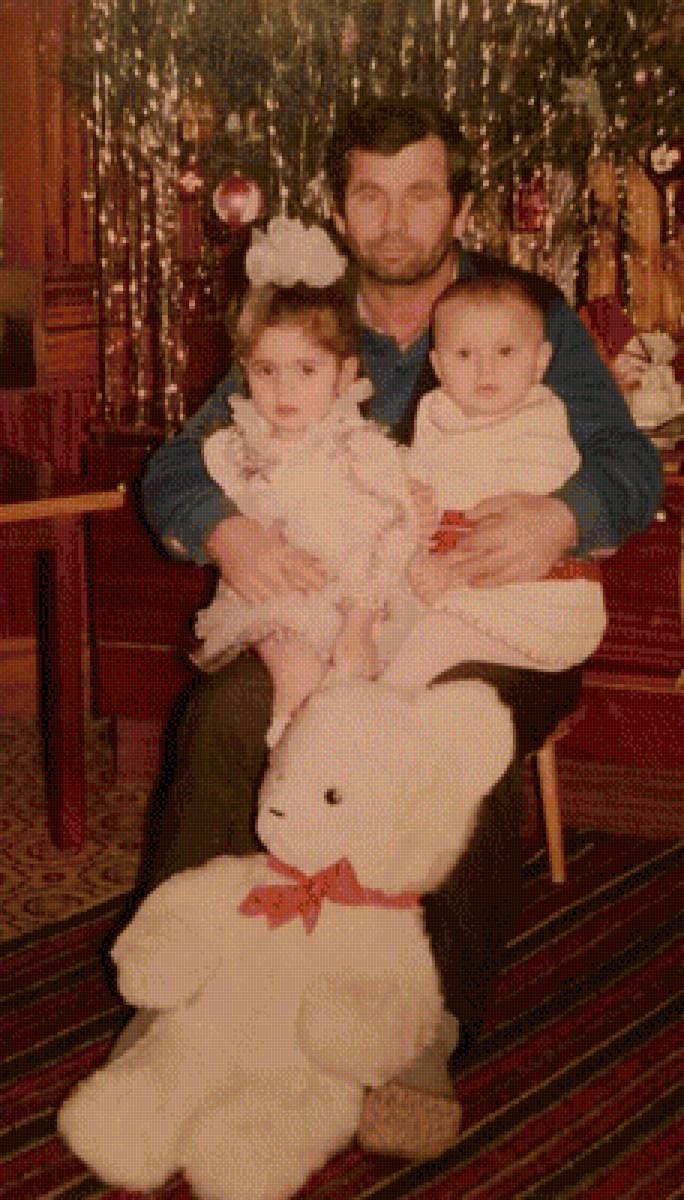 Дедушка и внучки - предпросмотр