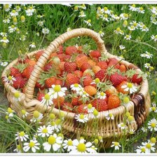 Схема вышивки «КОРЗИНА С КЛУБНИКОЙ»