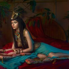 Схема вышивки «красотка»