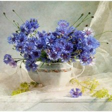 Схема вышивки «НАТЮРМОРТ С ЦВЕТАМИ»