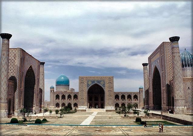 Площадь Регистан в Самарканде - оригинал