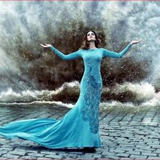 Схема вышивки «Бирюзовое платье»