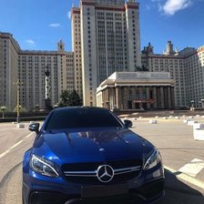 Схема вышивки «Мерседес в городе»