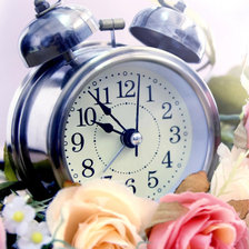 Схема вышивки «часы»