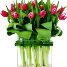 Схема вышивки «композиция из тюльпанов»