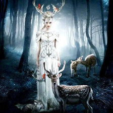 Оленье божество