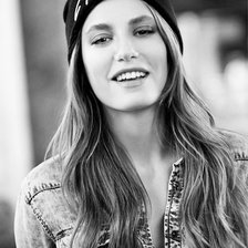 Схема вышивки «Серенай Сарыкая»