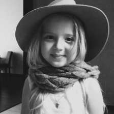 Схема вышивки «Стильная девочка»