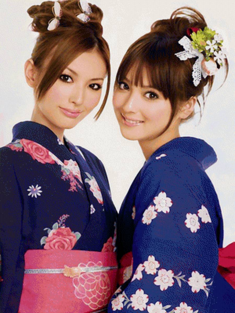 Девушки - предпросмотр