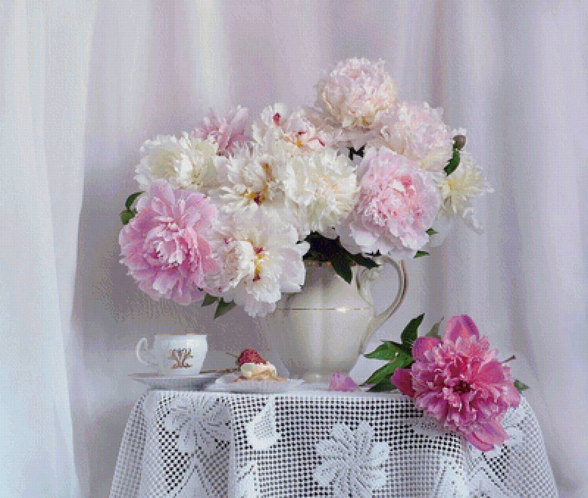 пионы - цветы, букет, столик, ваза - предпросмотр