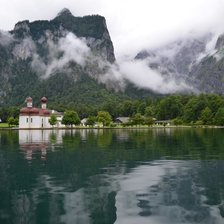 Схема вышивки «Королевское озеро Кенигзее»