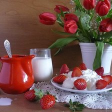 Схема вышивки «клубника со сливками»