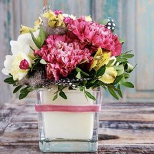 Схема вышивки «Пионы в вазе»