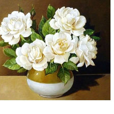 Схема вышивки «Розы в вазе»