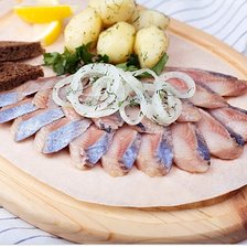 Схема вышивки «Натюрморт с селедкой»