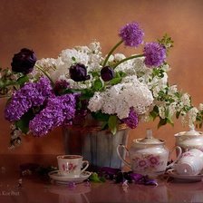 Чаепитие с цветами