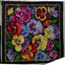 Схема вышивки «Подушка с фиалками»