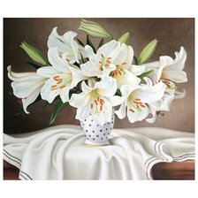 Схема вышивки «Лилии в вазе»