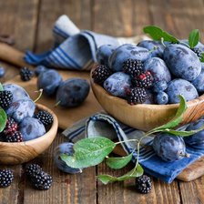 Схема вышивки «Сливы и ежевика»