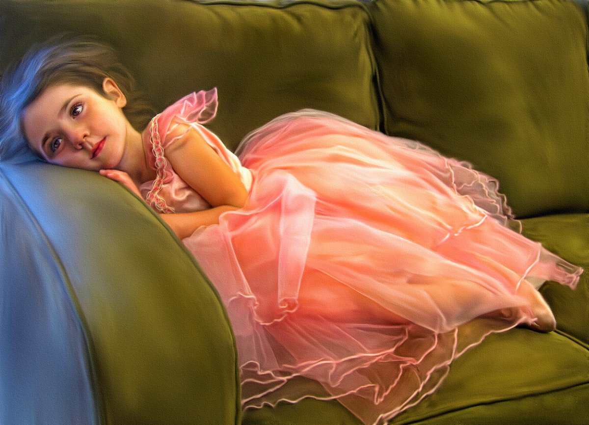 Девочка - рисунок, девочка - оригинал