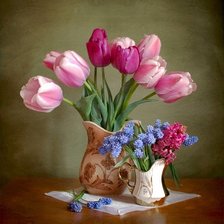 Схема вышивки «тюльпаны»