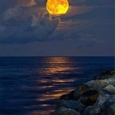 Схема вышивки «луна»